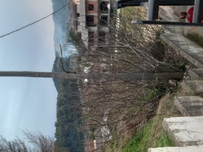 Τρείς λάμπες καμένες Ασμήνιον