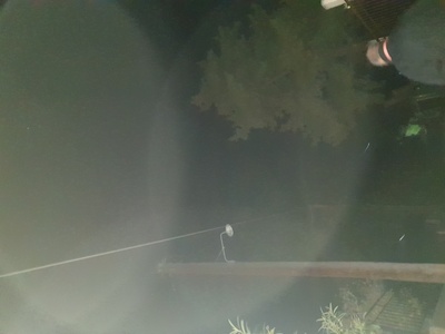 Καμενη λαμπα εξω απο την εισοδο του νεκροταφείου Γιαλτρων