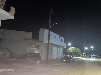 Καμένο φωτιστικό led Πευκι