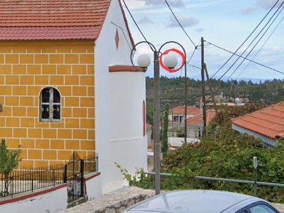 Καμένη λάμπα Κρυονερίτης πλατεία