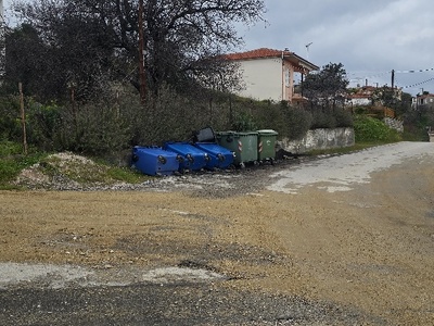 ΓΙΑΛΤΡΑ: Σκουπίδια