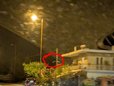 Καμένη παλιά λάμπα Καμάρια